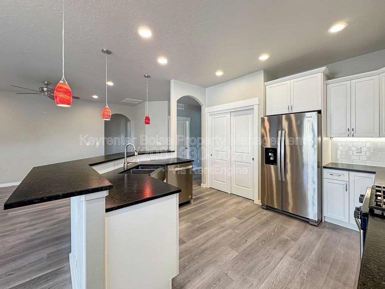 3851 N Jackie Ln - Photo 5 of 23