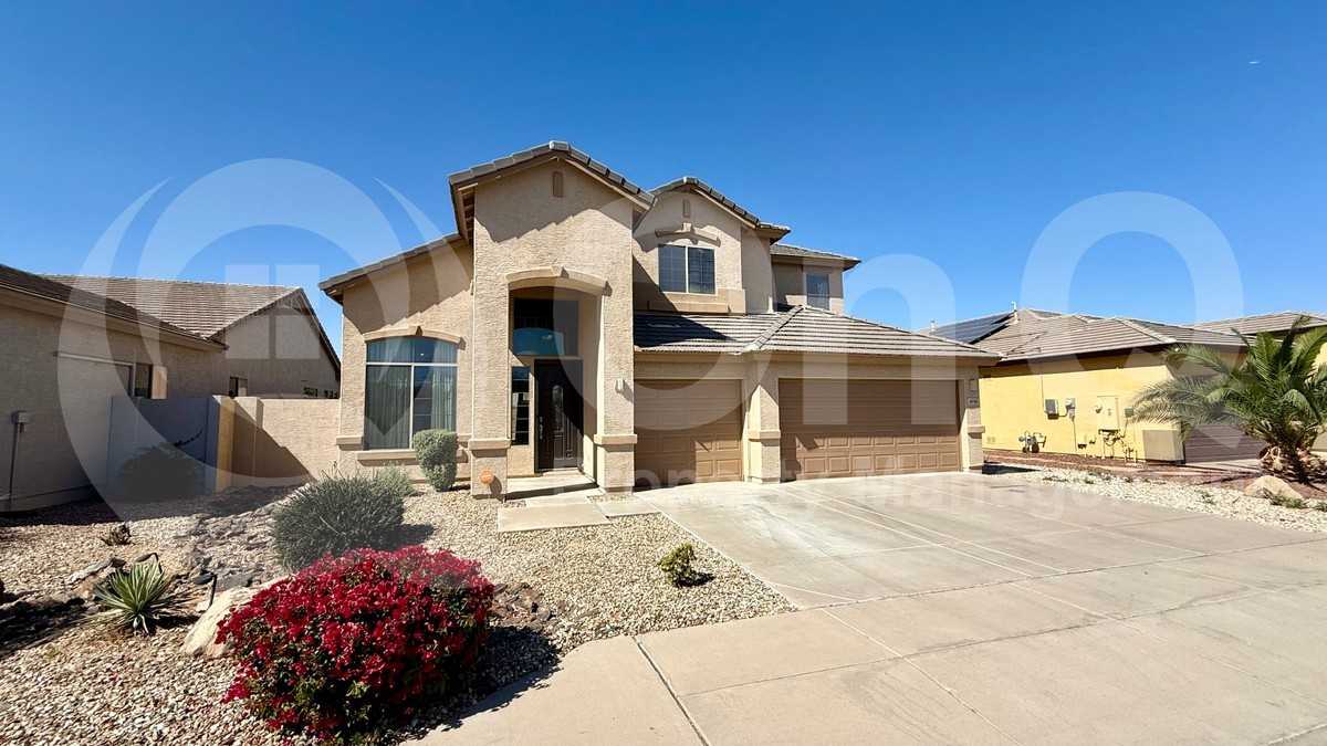 9710 S 44th Dr - Photo 2 of 32