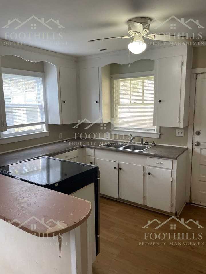 96 North St - Photo 3 of 9