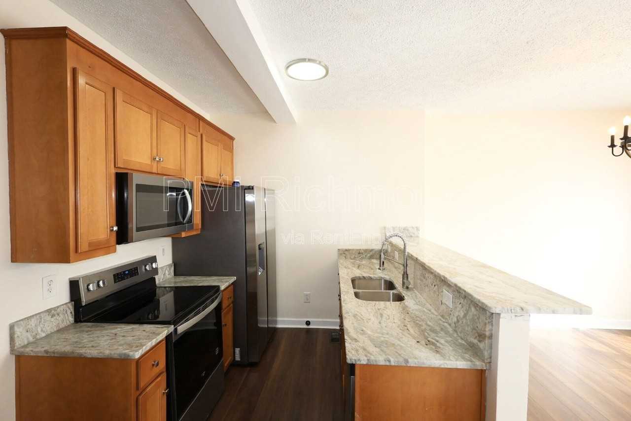 2716 Goyne Loop - Photo 5 of 22