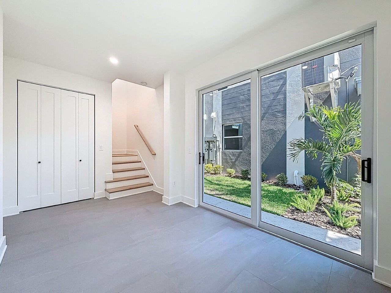 336 14th St N - Photo 2 of 41