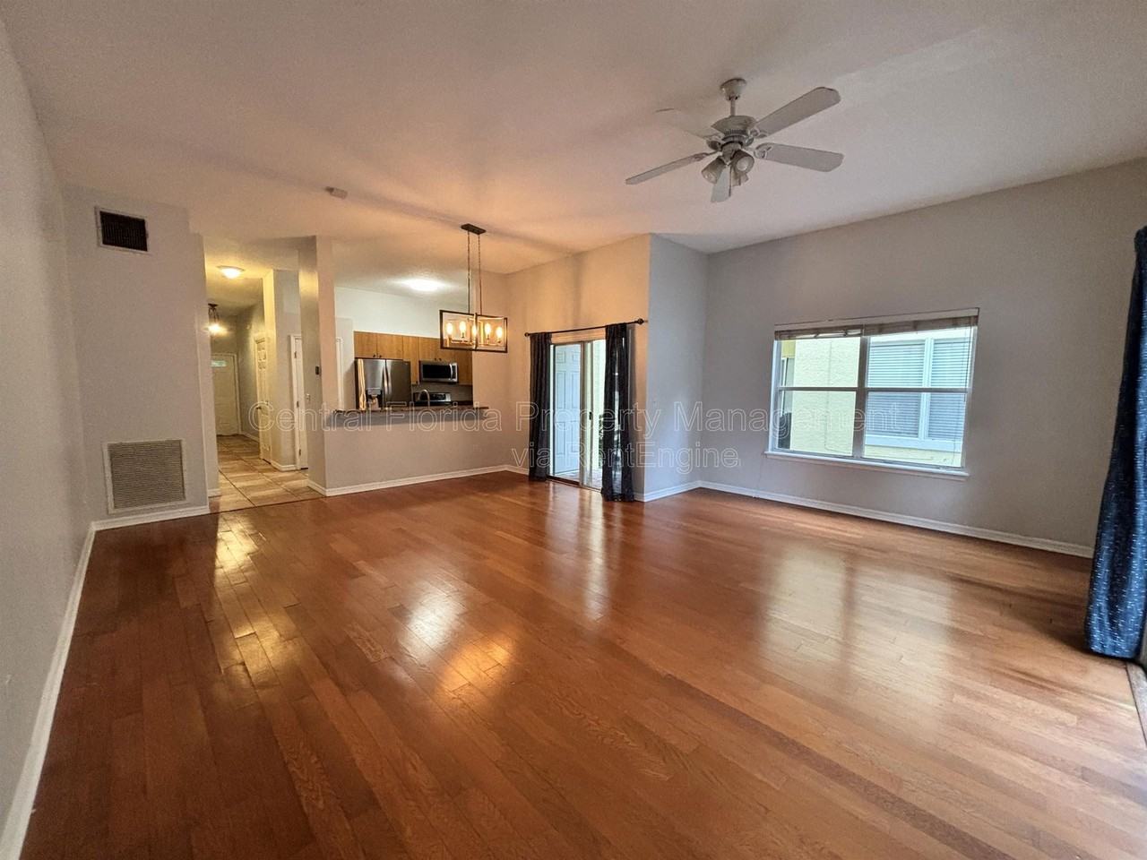 1625 Park Lake St - Photo 6 of 24