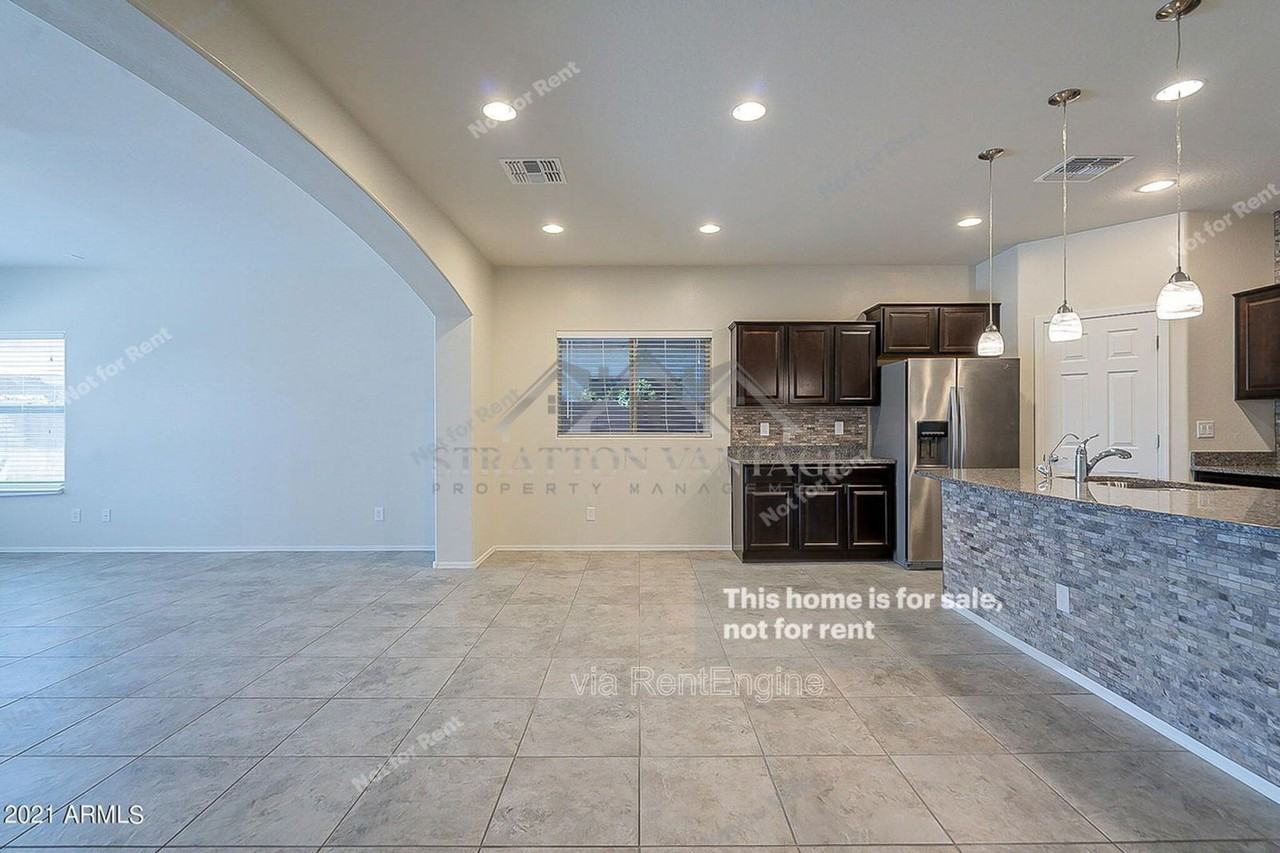 5629 W Montebello Way - Photo 5 of 12