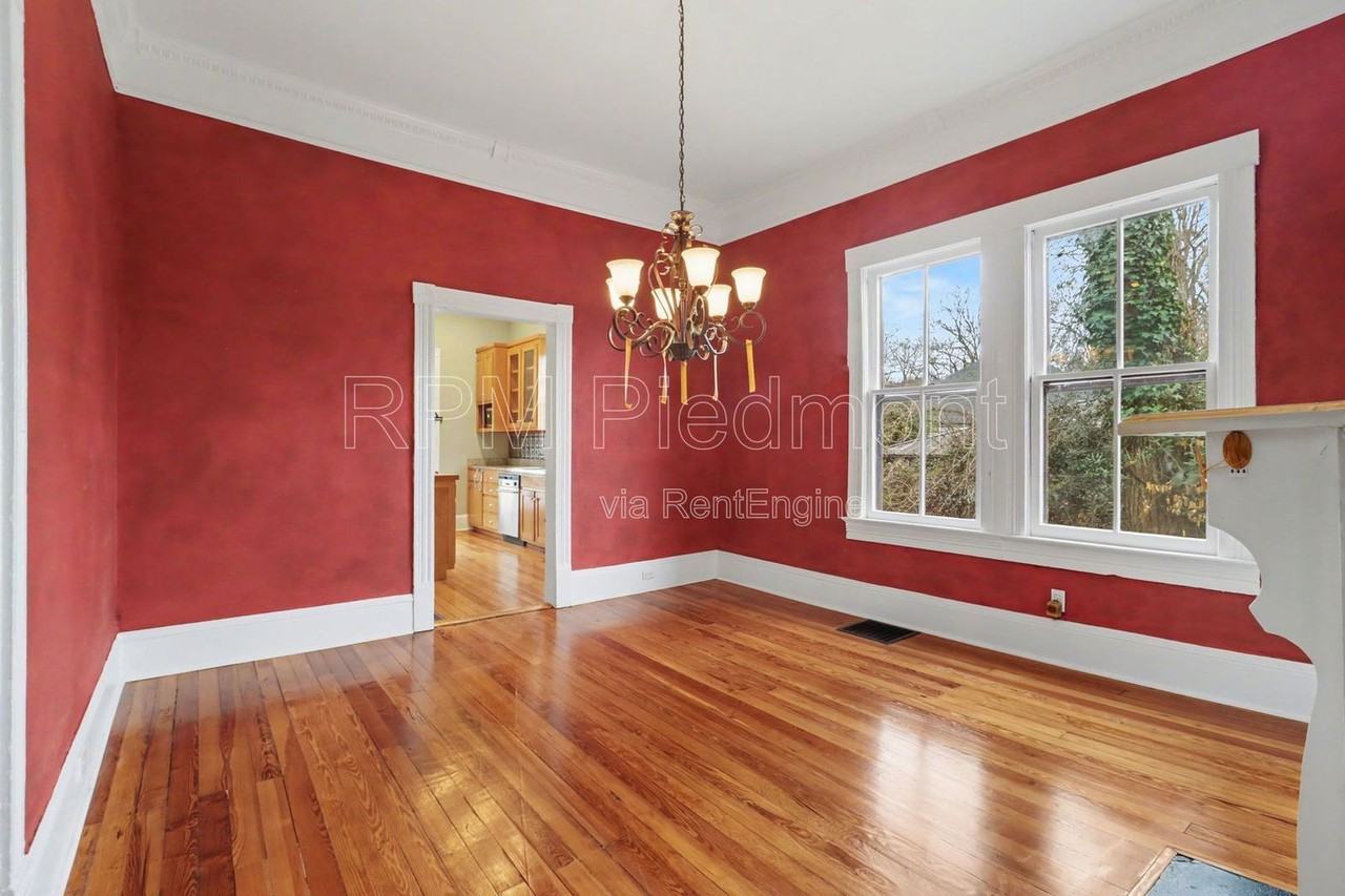 409 Oakdale Rd Ne - Photo 3 of 31