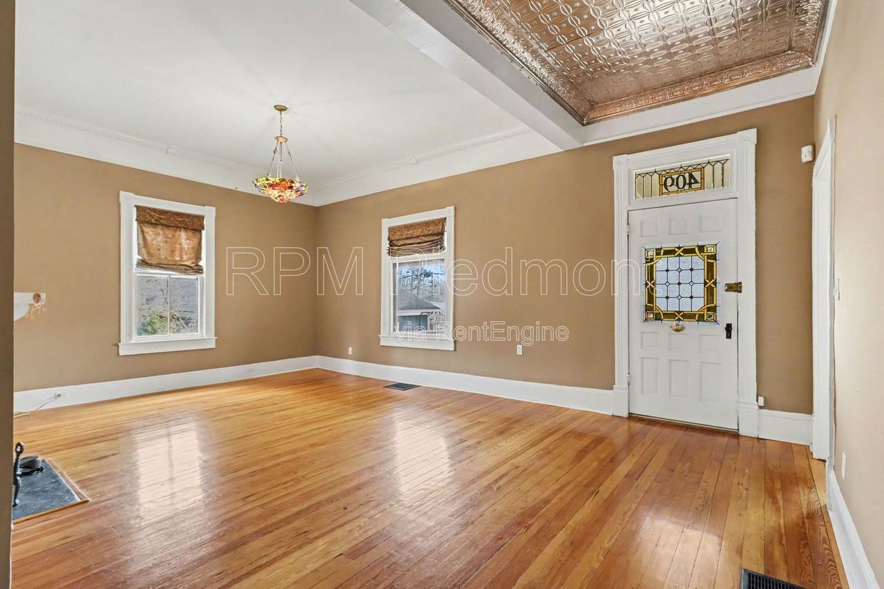 409 Oakdale Rd Ne - Photo 6 of 31