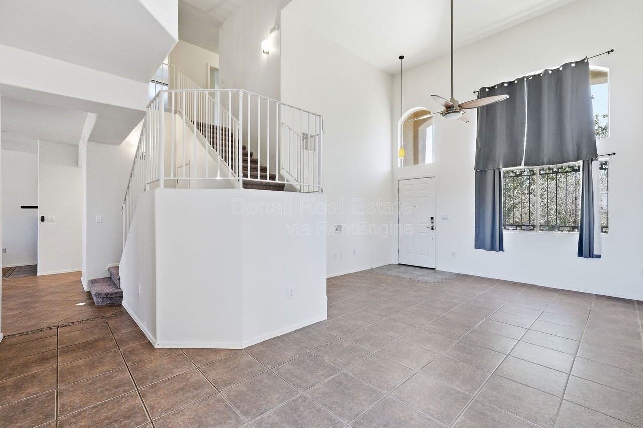 10208 E Prospect Vista Way - Photo 7 of 34