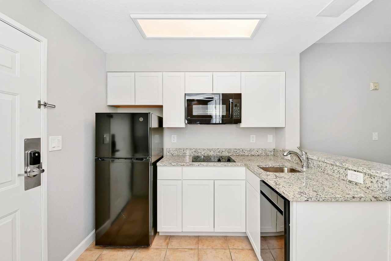 7503 Atlantis Way #H101 - Photo 2 of 50