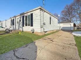 3322 Birchwood Ave Sw - Photo 1 of 1