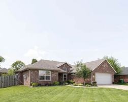 featured image of 421 Coopers Way