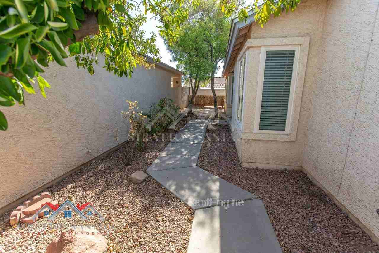 4725 E Brown Rd #32 - Photo 6 of 43