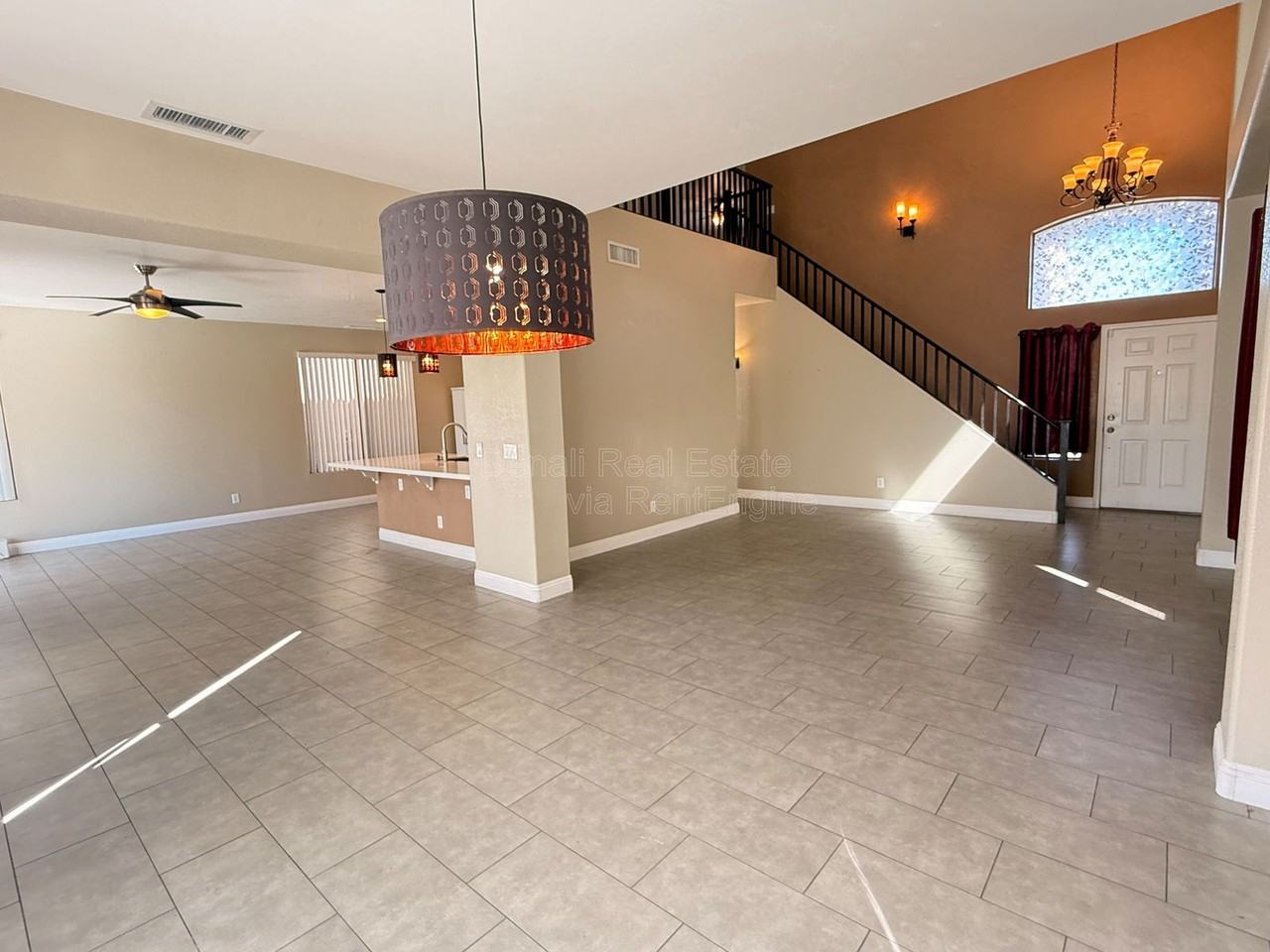 6425 W Desert Hollow Dr - Photo 5 of 29