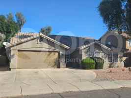 featured image of 444 E Baylor Ln