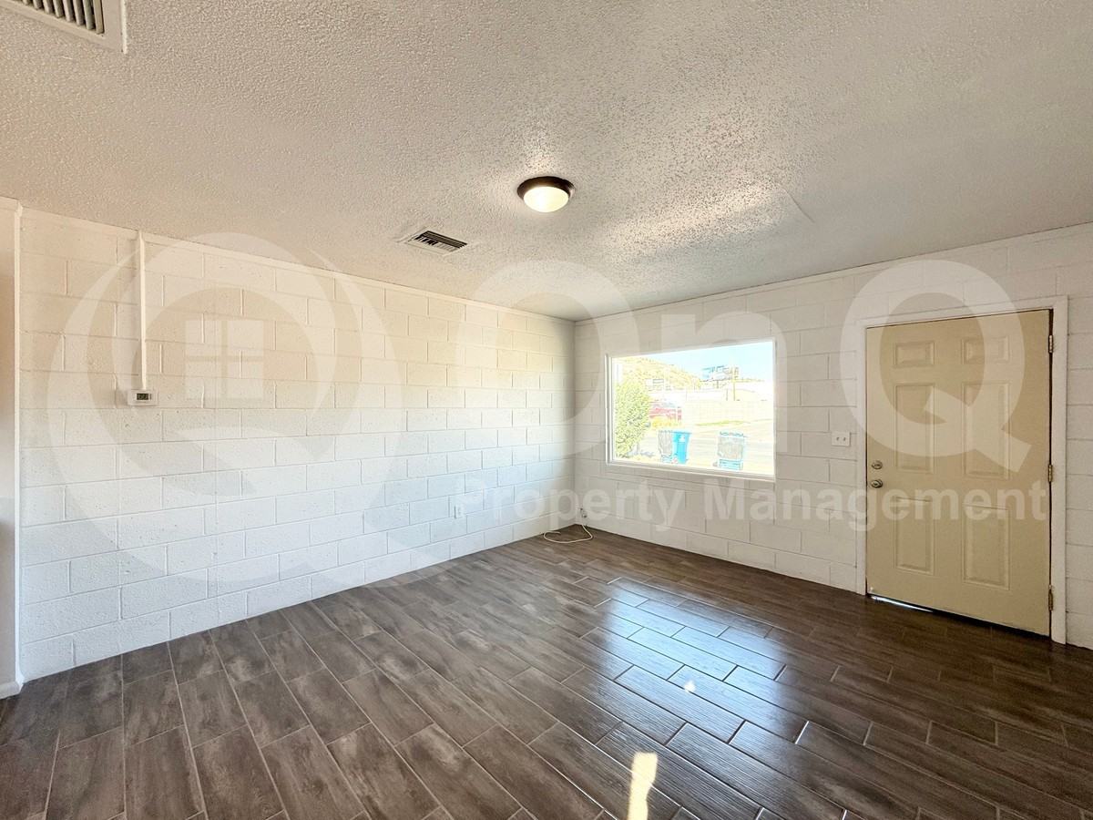 16 1/2 S 81st St #2 - Photo 7 of 10