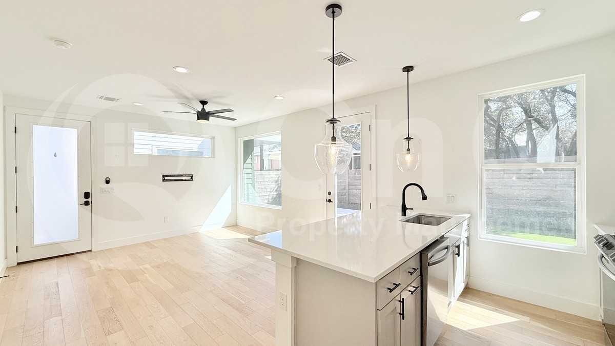 3417 Elija St #2 - Photo 4 of 17