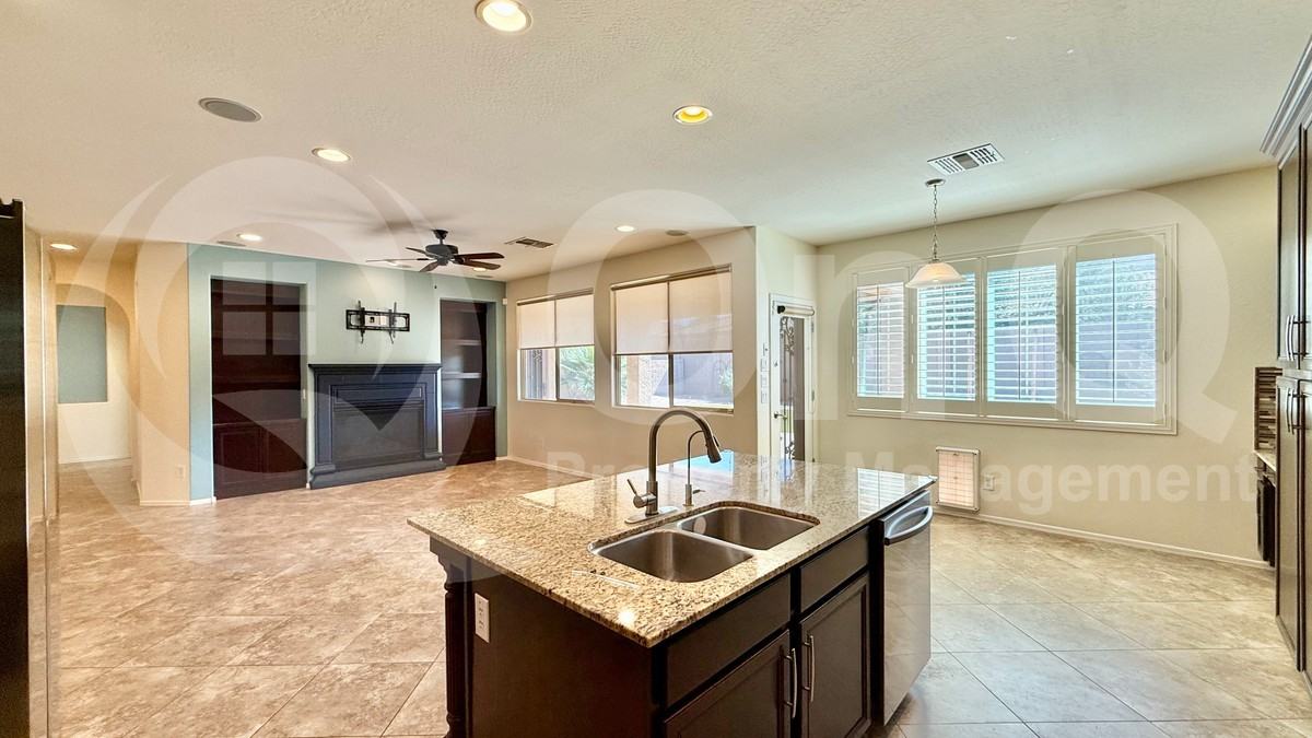 2327 W Piedmont Rd - Photo 6 of 23