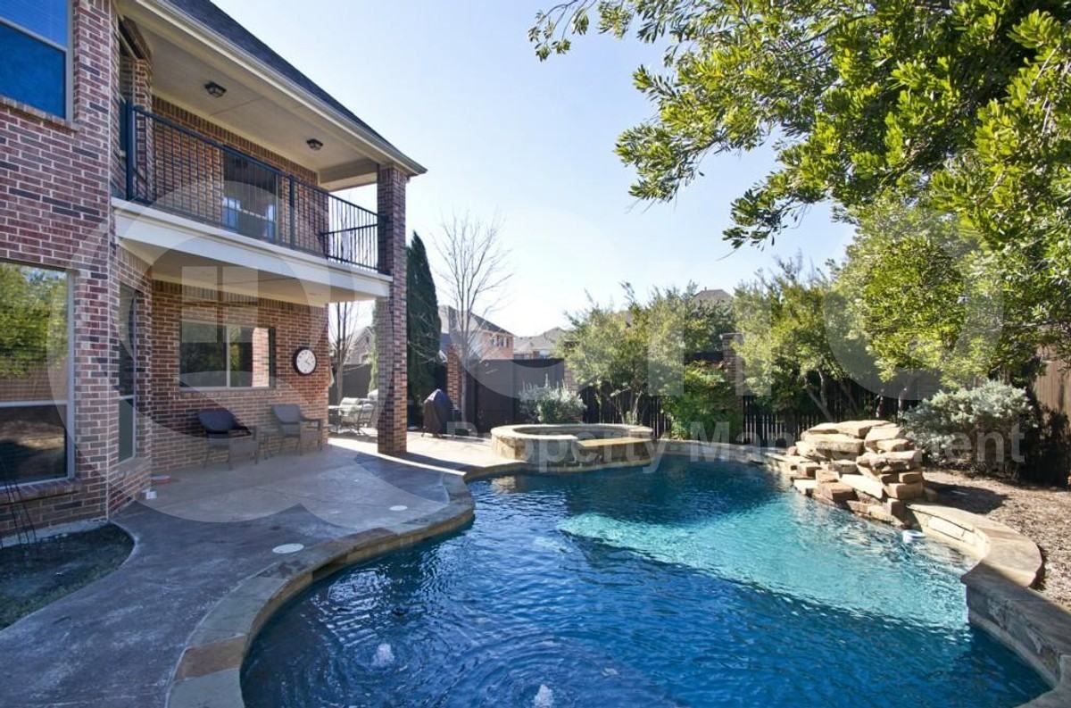 429 Whisperfield Dr - Photo 2 of 36