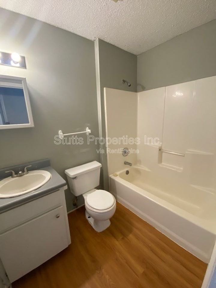 541 Dulin St - Photo 5 of 9