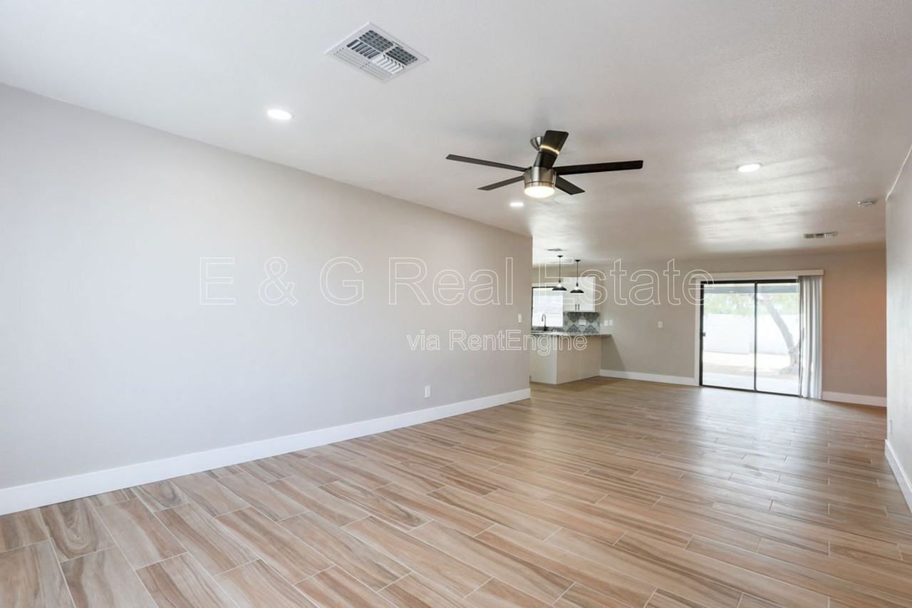 1817 E Alameda Dr - Photo 4 of 35