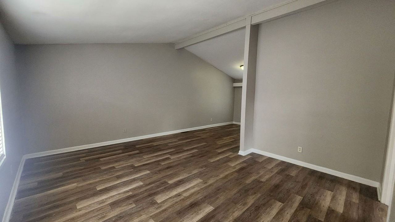 236 Ridgewood Ave #236 - Photo 3 of 23