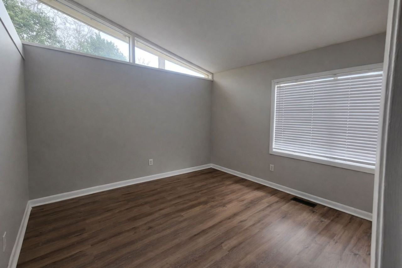 236 Ridgewood Ave #236 - Photo 7 of 23