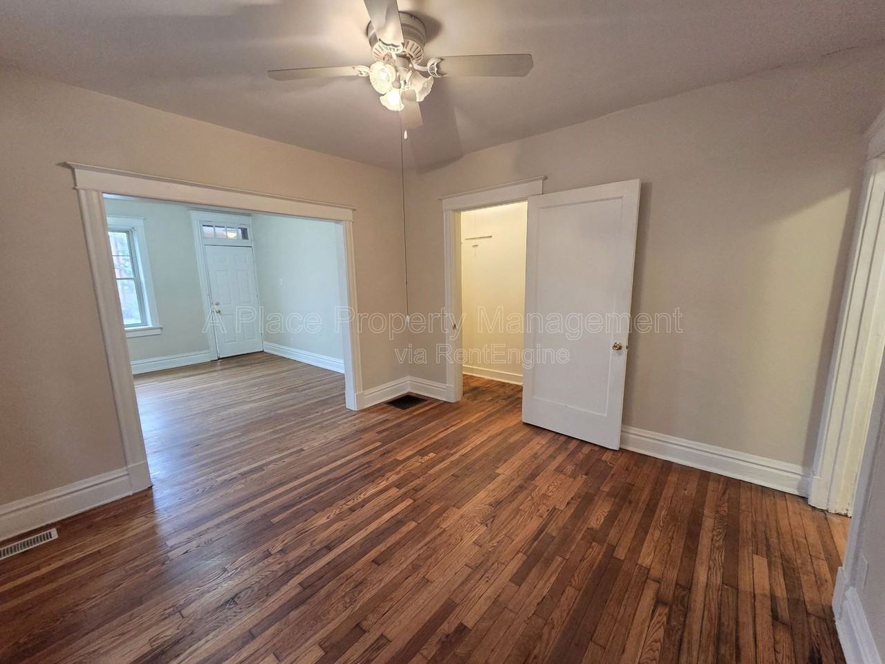 3143 Halliday Ave - Photo 4 of 10