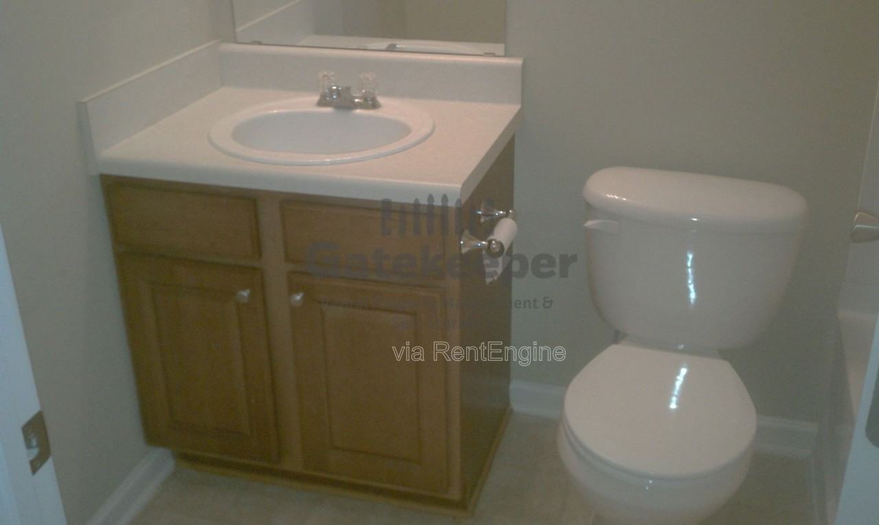 5616 Union Pointe Dr - Photo 3 of 10