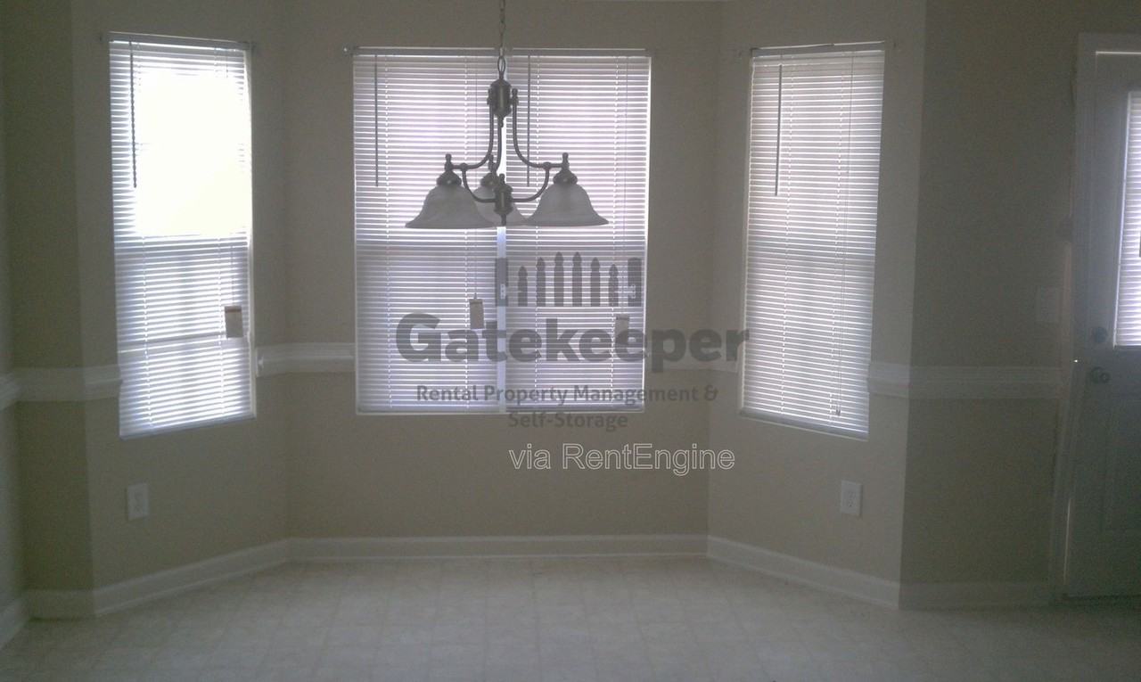 5616 Union Pointe Dr - Photo 6 of 10