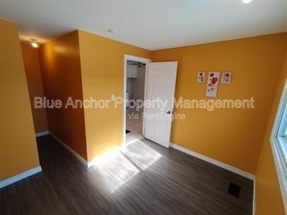 135 Spring St - Photo 6 of 12