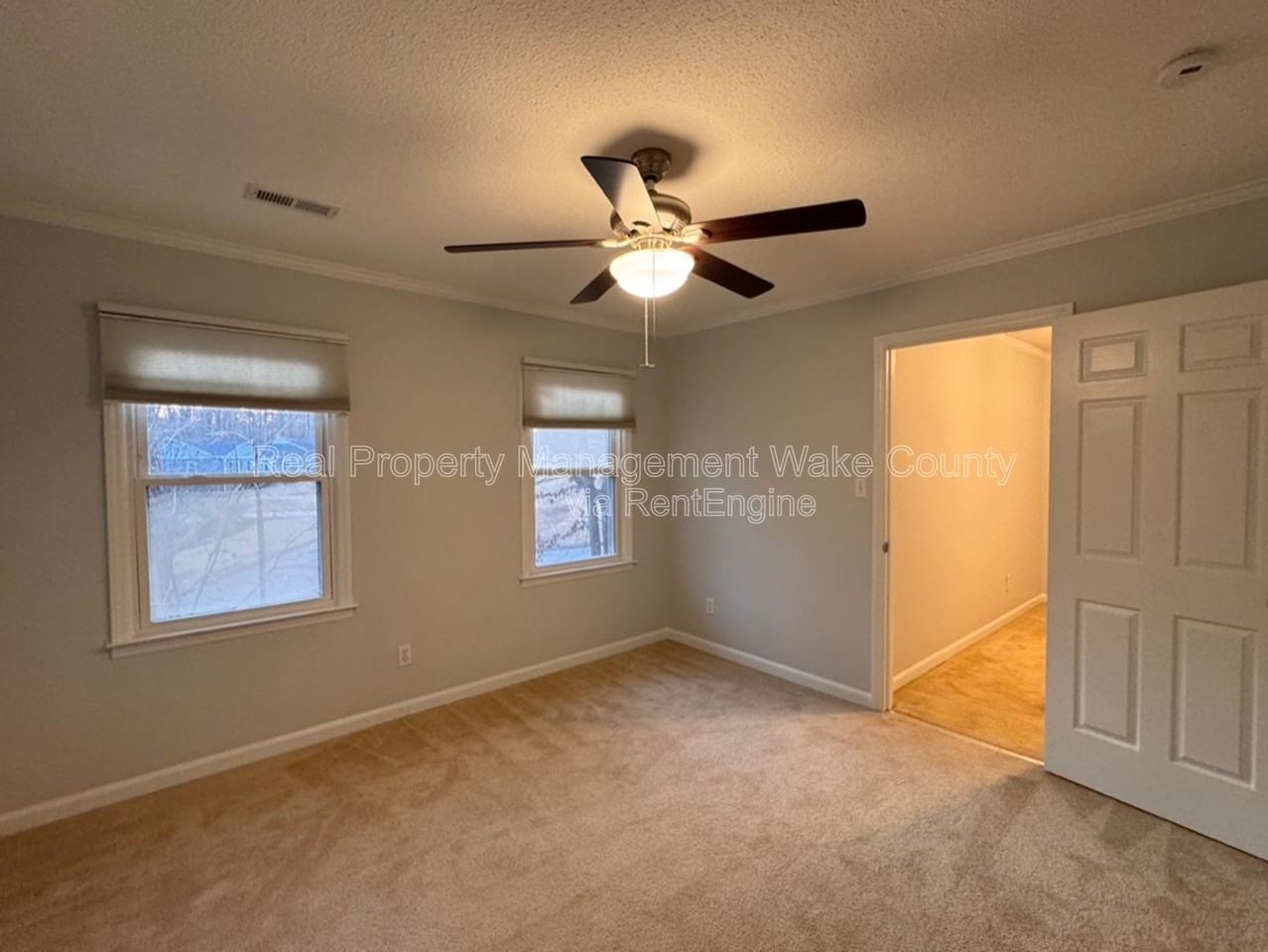 102 Brodick Ct - Photo 7 of 31