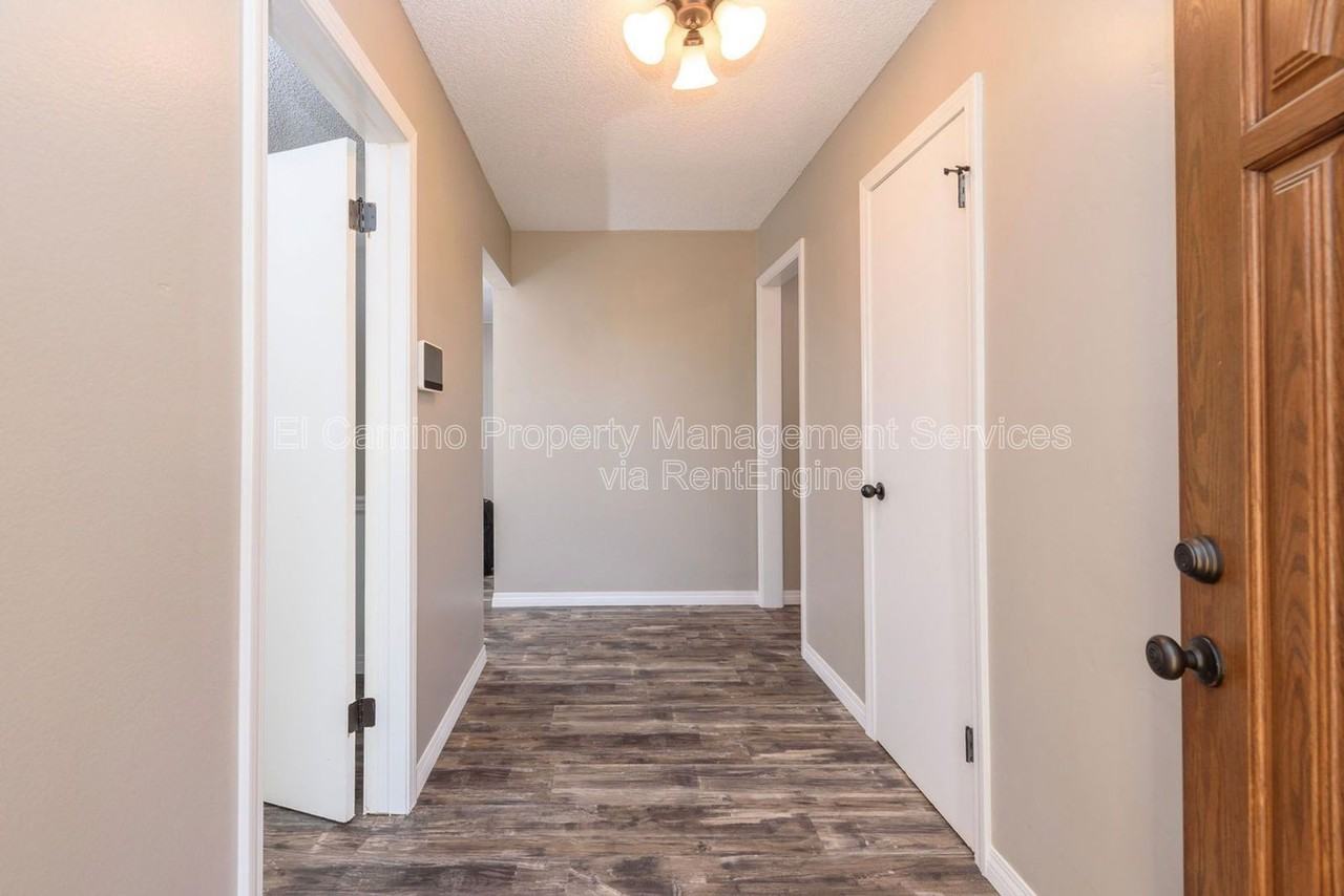 14702 La Fonda Dr - Photo 3 of 48