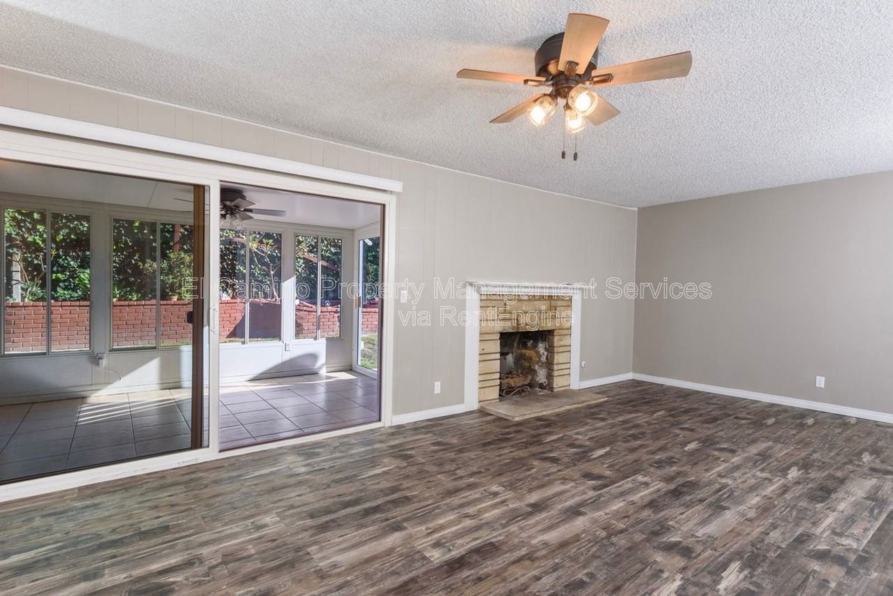 14702 La Fonda Dr - Photo 6 of 48