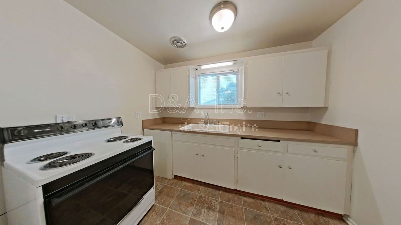 960 Nw Cleveland Ave #6 - Photo 4 of 8