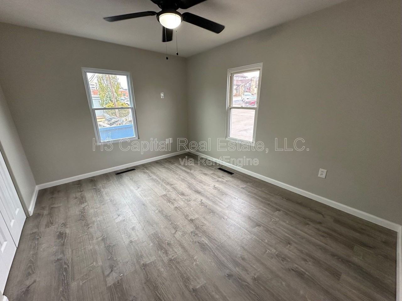 18 W Garfield St - Photo 5 of 6