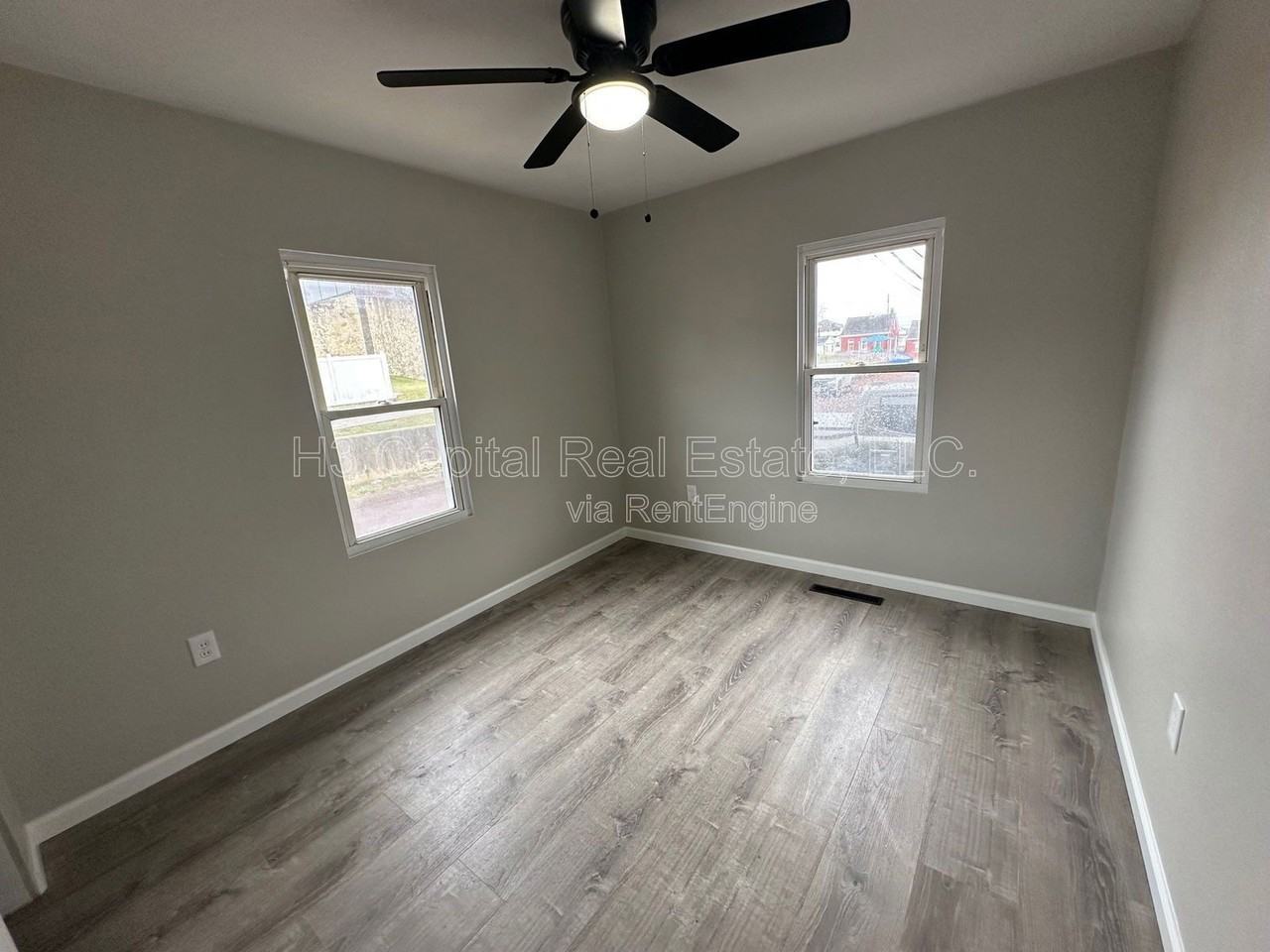 18 W Garfield St - Photo 6 of 6