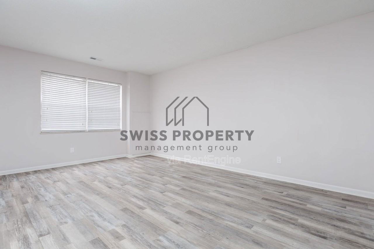 4577 Olentangy River Rd #214 - Photo 3 of 46
