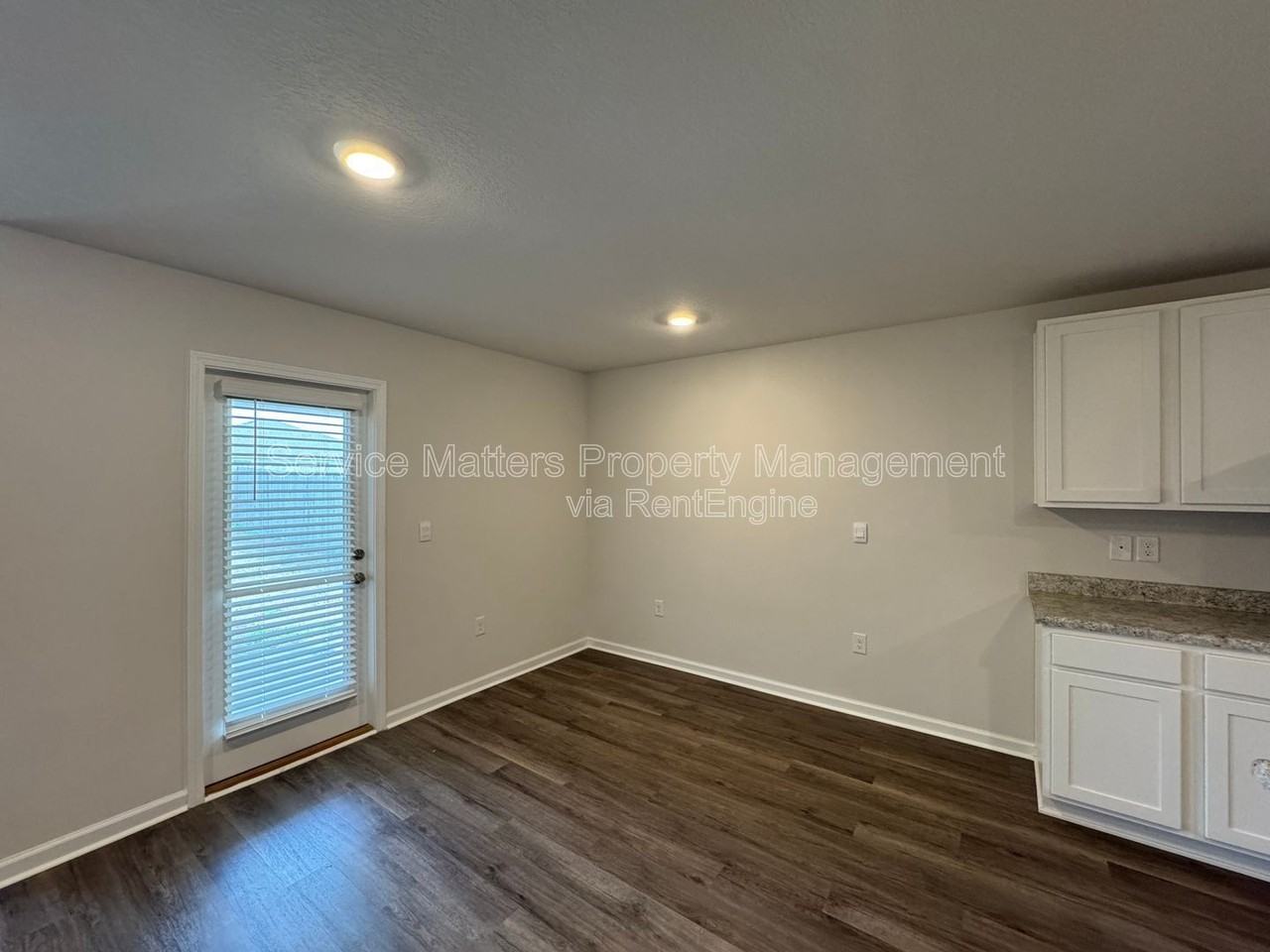 4408 White Cedar Ct - Photo 7 of 33