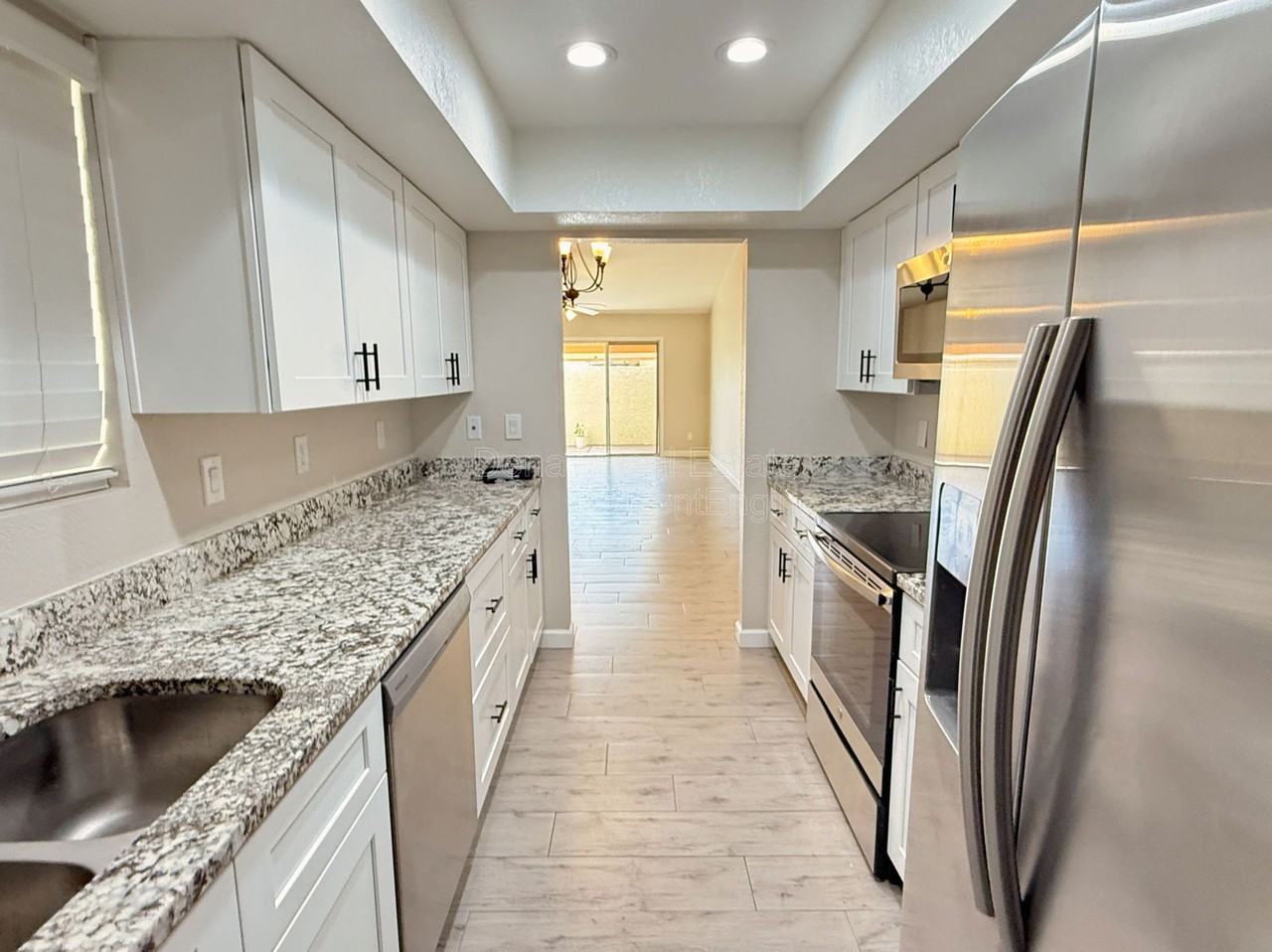 2605 W Willow Ave - Photo 7 of 27