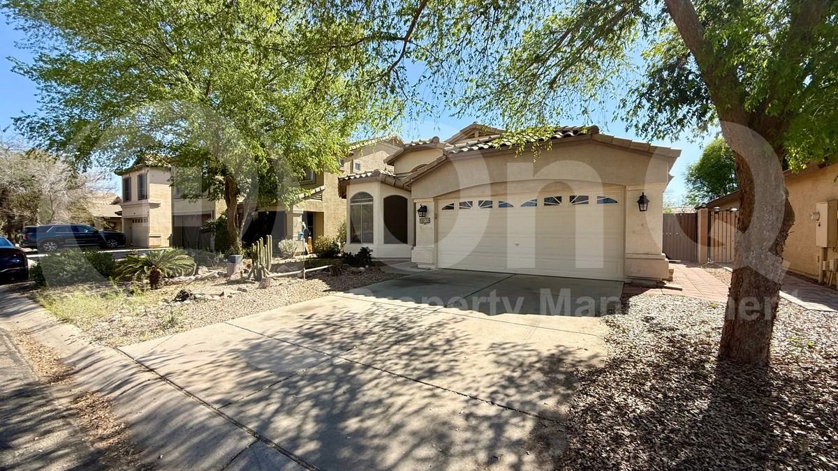 641 E Lovegrass Dr - Photo 2 of 28