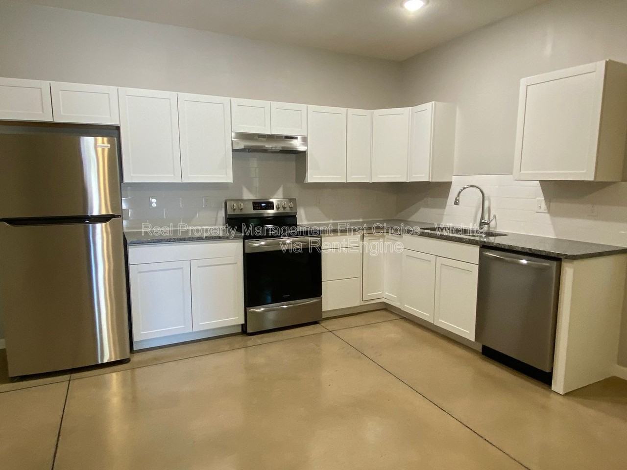 1813 N Madison Ave - Photo 5 of 19