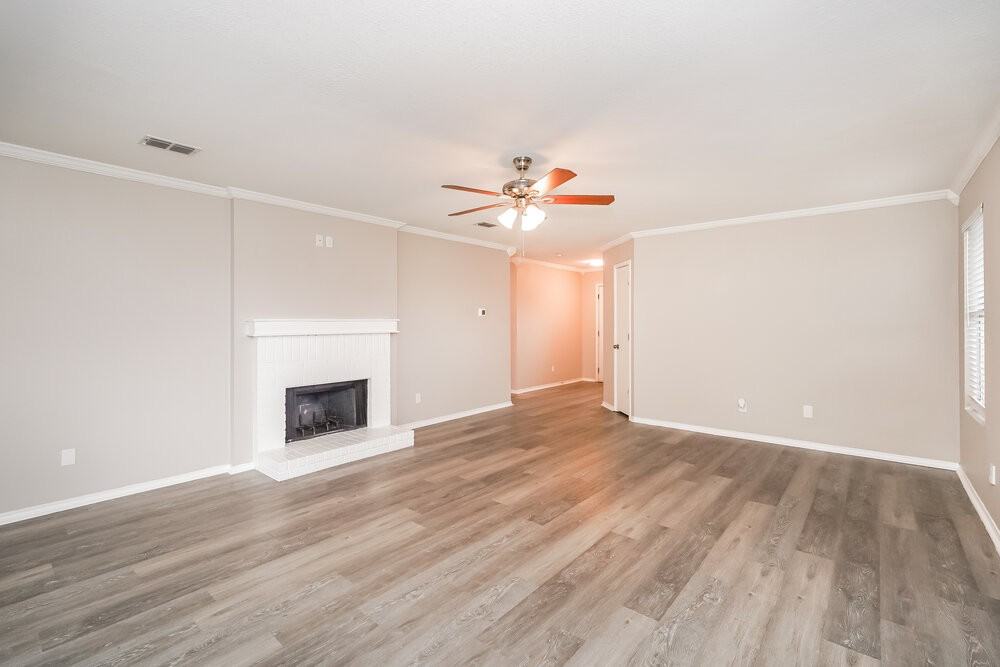 2931 Volturno Dr - Photo 4 of 16