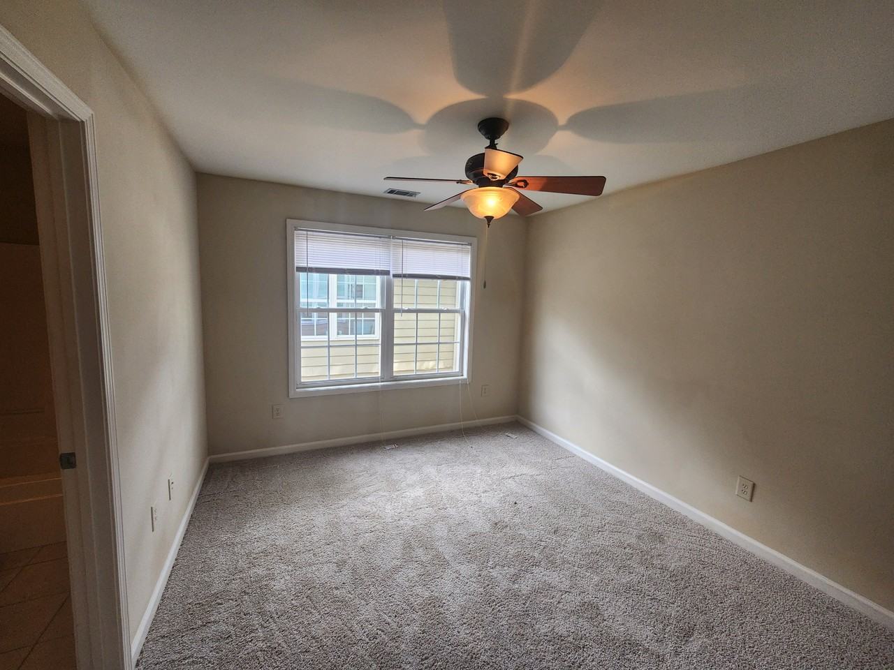 239 Ruth St #6 - Photo 4 of 14