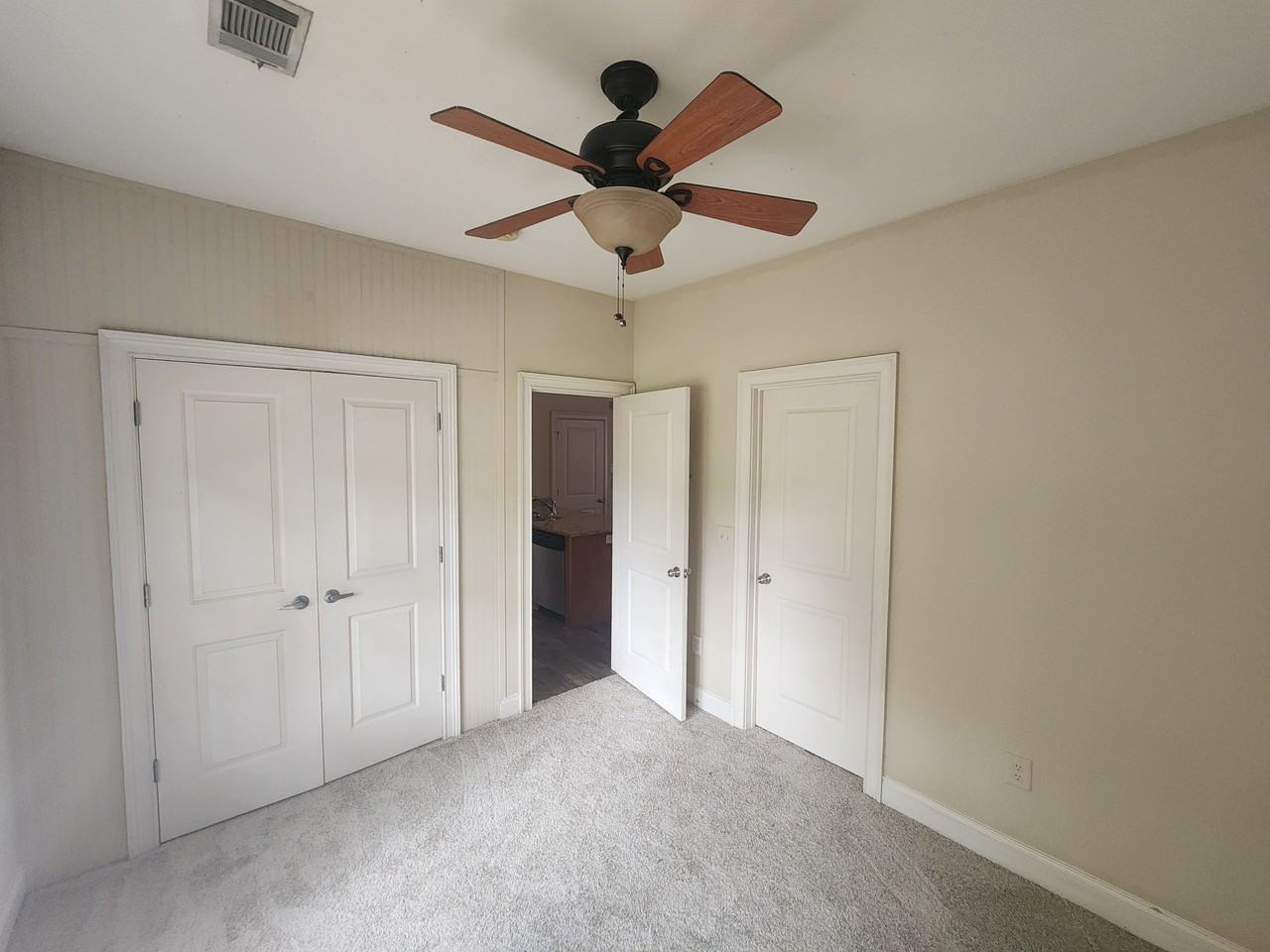 239 Ruth St #6 - Photo 7 of 14