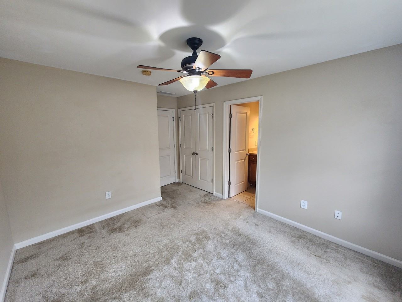 239 Ruth St #16 - Photo 2 of 20