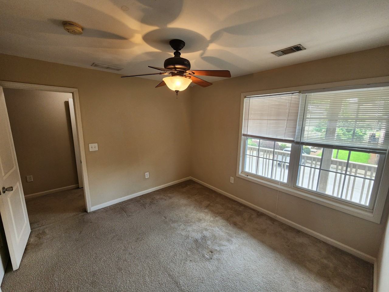 239 Ruth St #16 - Photo 4 of 20