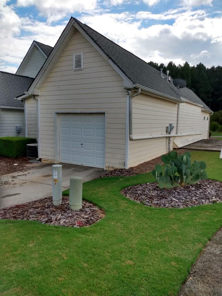 824 Howell Trce #102 - Photo 2 of 21