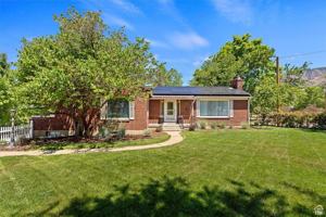 featured image of 1384 36th St