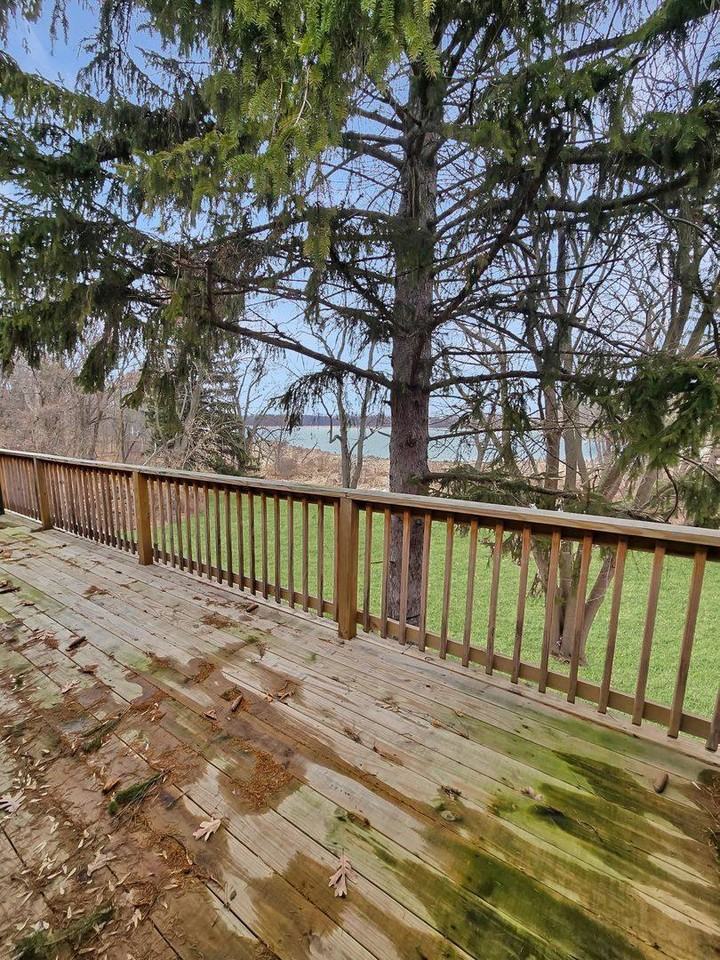 136 N Lake St #4 - Photo 2 of 8