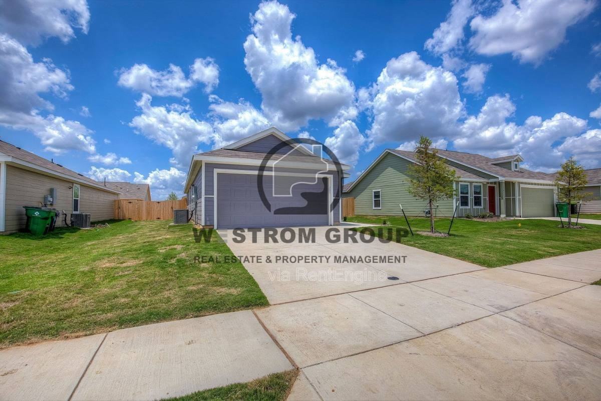 11831 Arkoma Dr - Photo 2 of 10