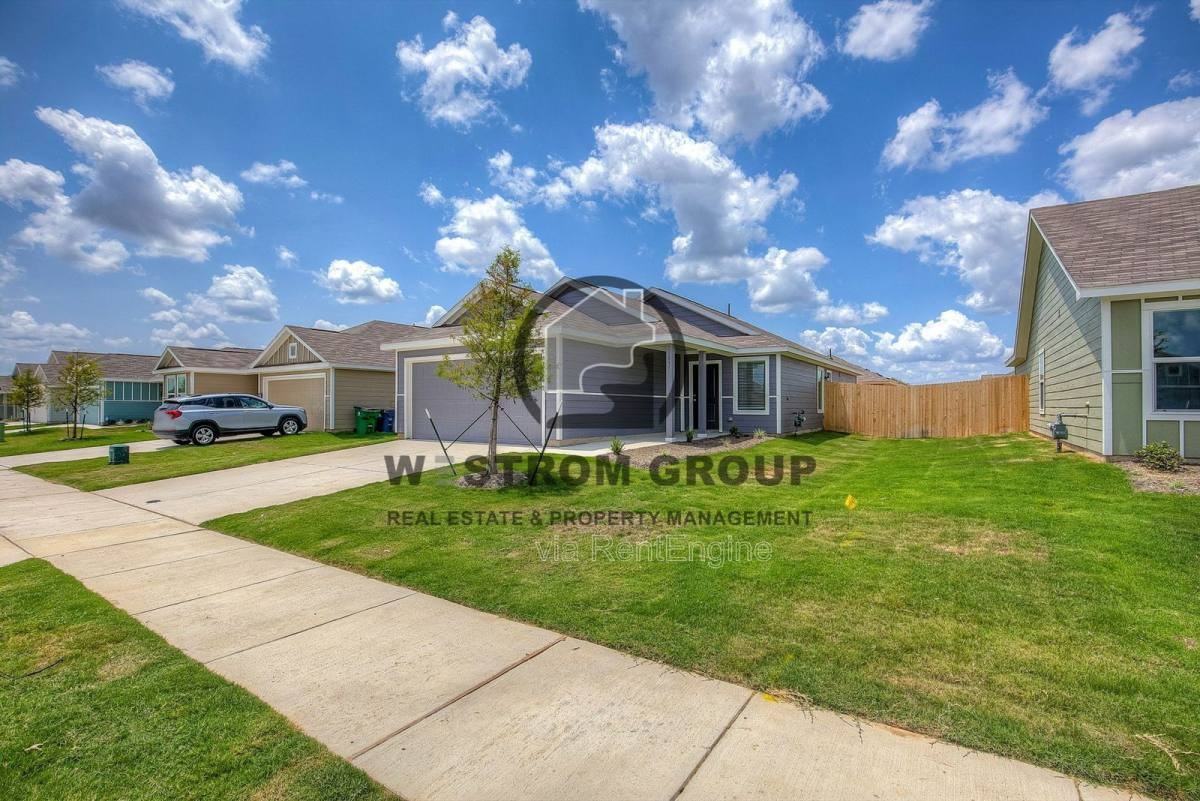 11831 Arkoma Dr - Photo 3 of 10