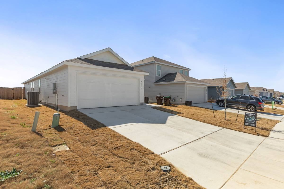 3777 Swift Fox Rd - Photo 3 of 8